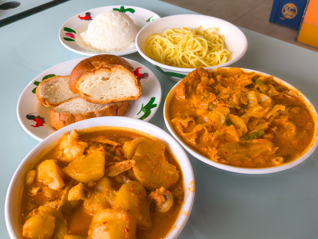 Curry Popo Alexandra Village