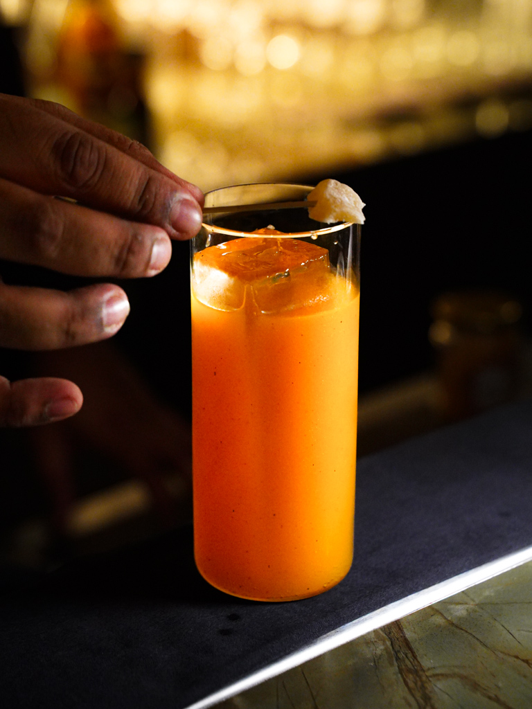 Who knew mango and hojicha worked so well together? Photo: Evan Mua/HungryGoWhere bar middle