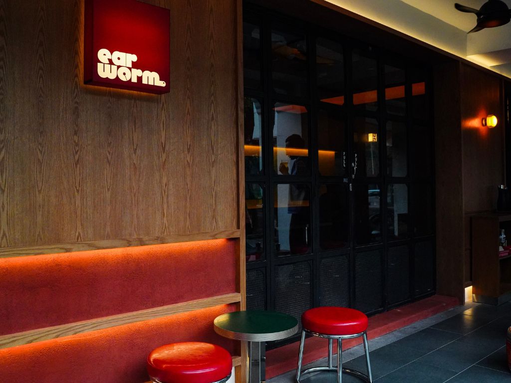Photo: Evan Mua/HungryGoWhere earworm singapore