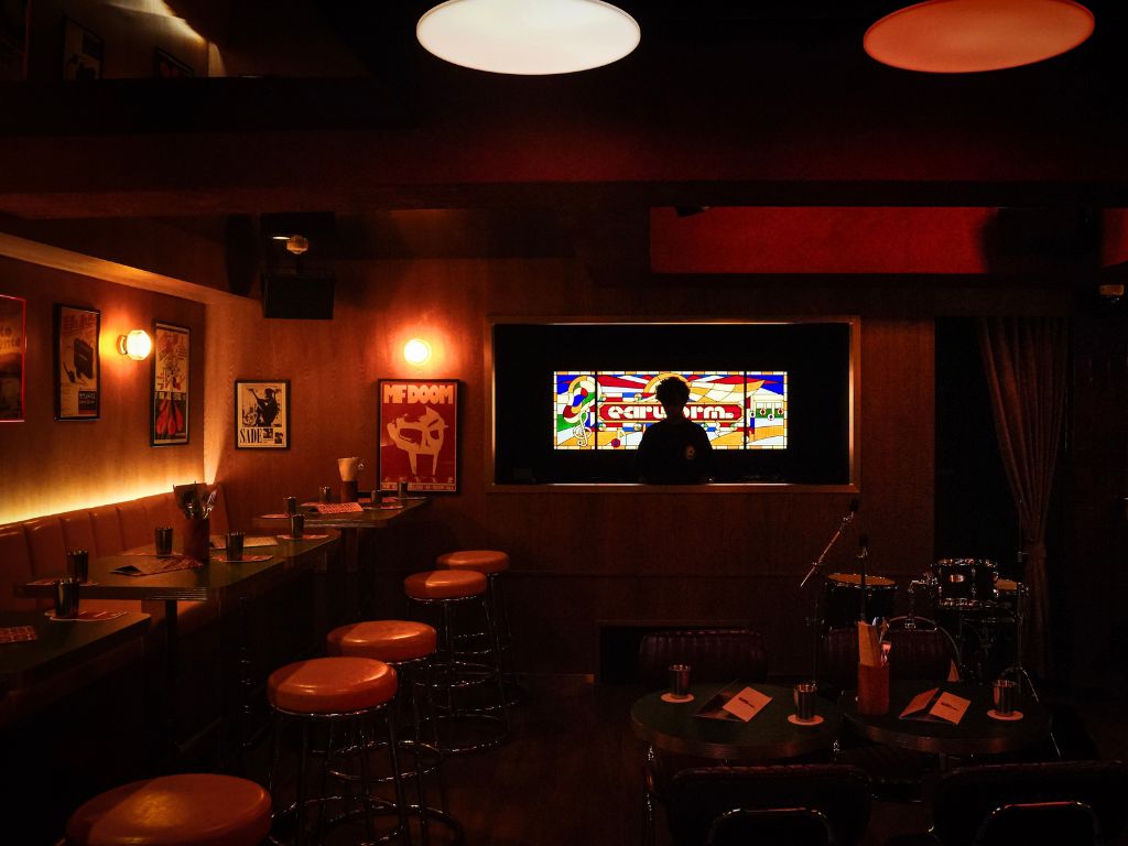 Photo: Evan Mua/HungryGoWhere earworm singapore