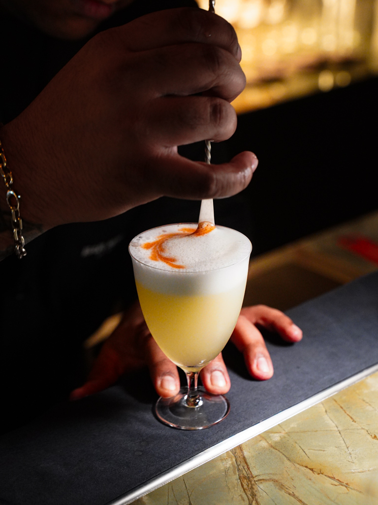 Mixing two timeless classics. Photo: Evan Mua/HungryGoWhere bar middle