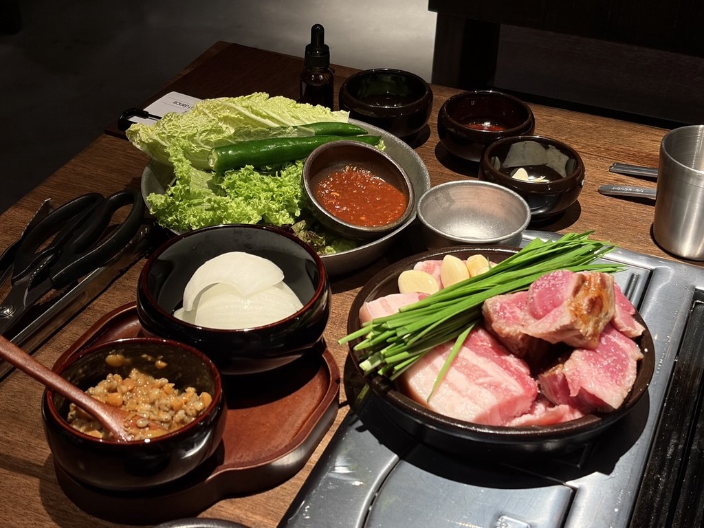 um yong baek suntec city