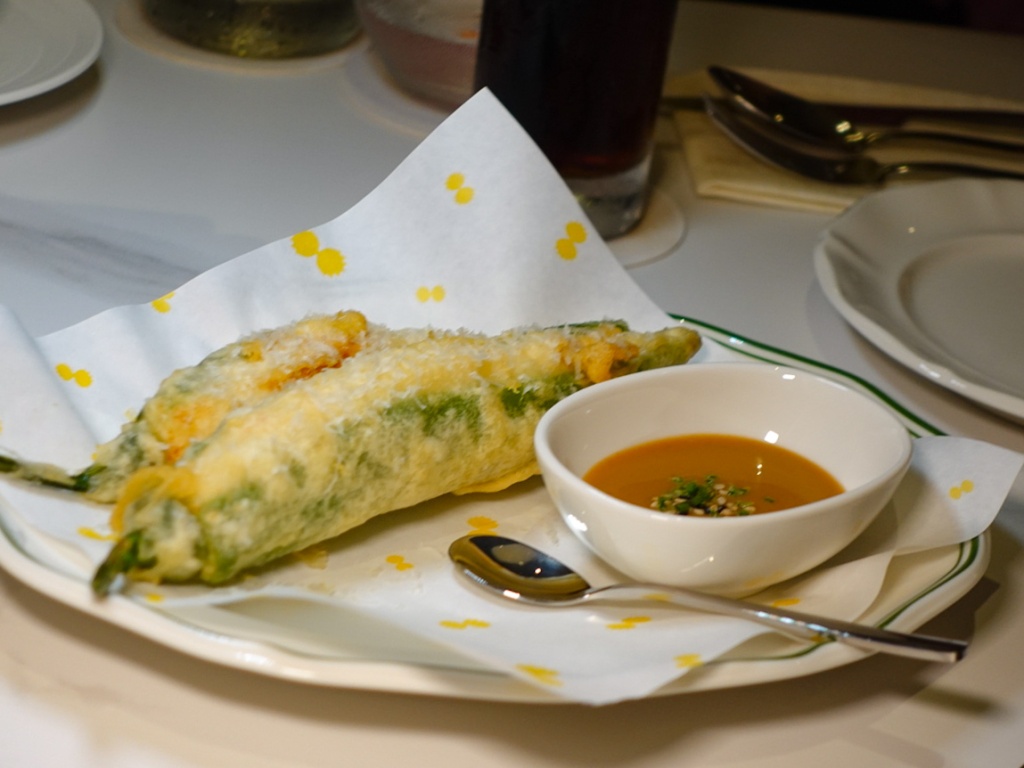 The Korean pepper fritto, stuffed with chopped prawns and homemade ricotta cheese, is served with a doenjang mayonnaise and balsamic soy. Photo: Sarah Chua/HungryGoWhere Osteria Da Su Telok Ayer