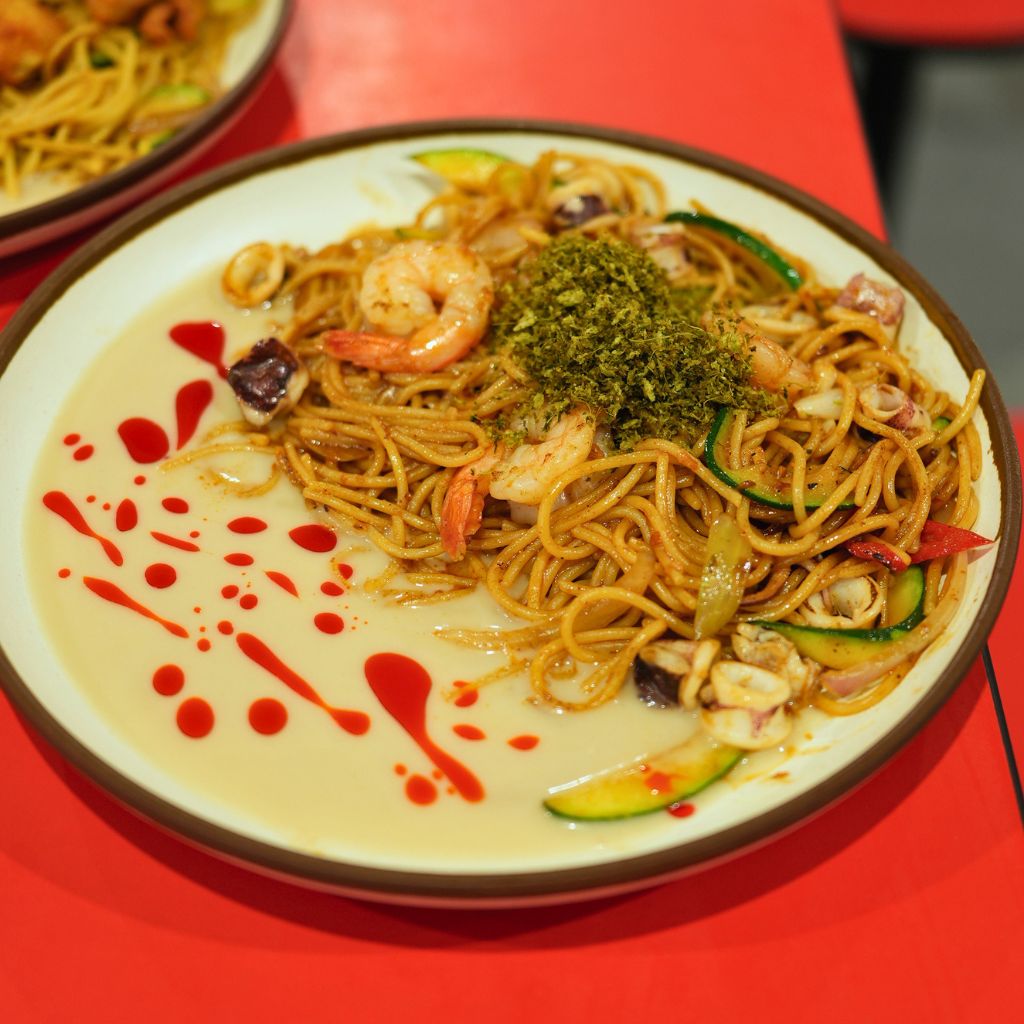 If you love something bold, this one is a great pick. Photo: Shannon Yap/HungryGoWhere woksta abc brickworks
