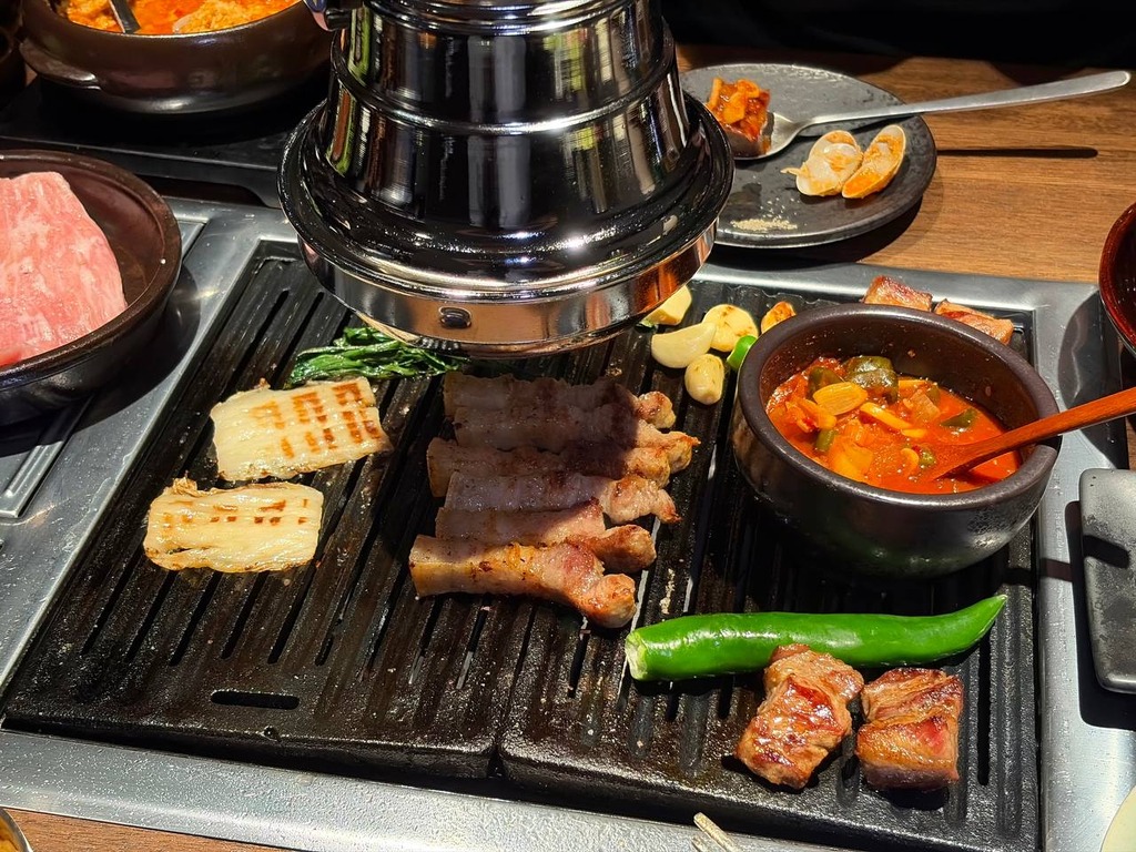 um yong baek suntec city