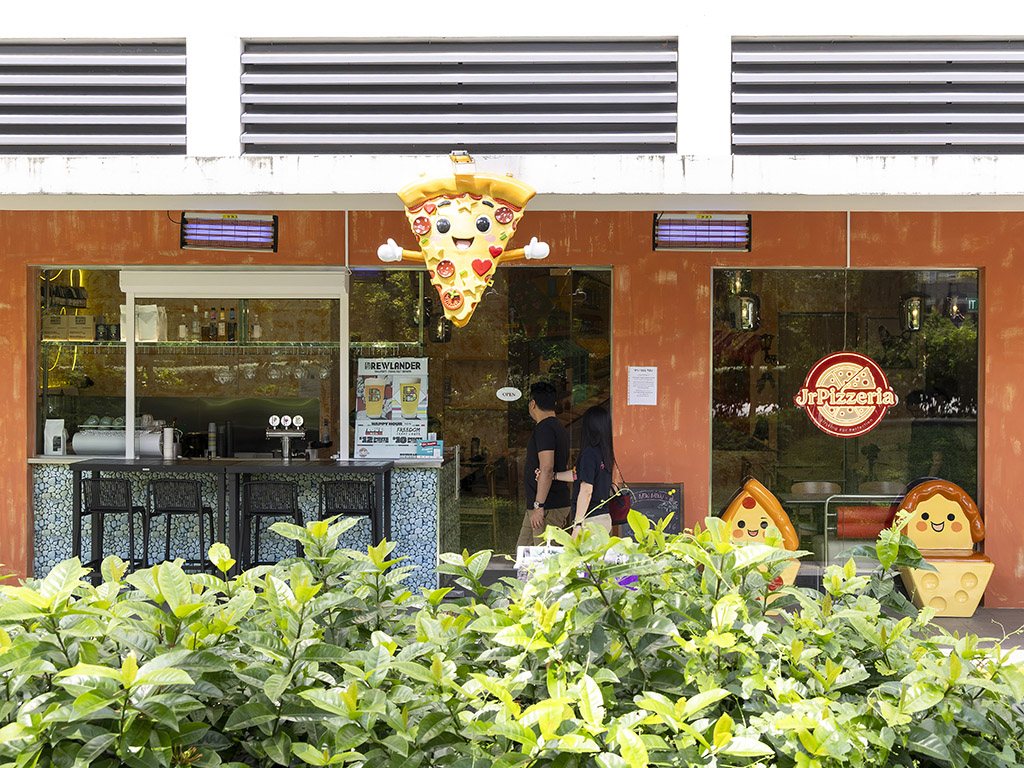 JR Pizzeria’s new home at Alkaff Crescent. Photo: Koh Mui Fong/HungryGoWhere jr pizzeria alkaff crescent