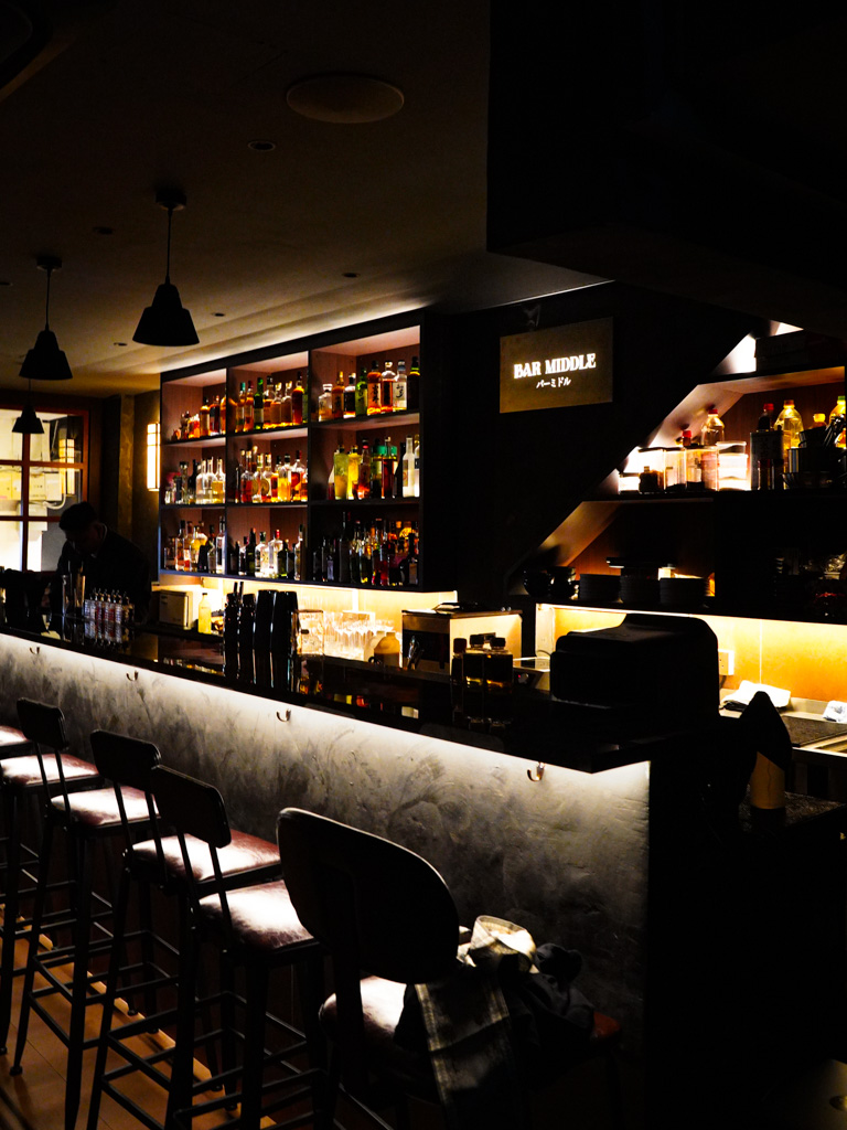 Simple, minimalist, intimate. Photo: Evan Mua/HungryGoWhere bar middle