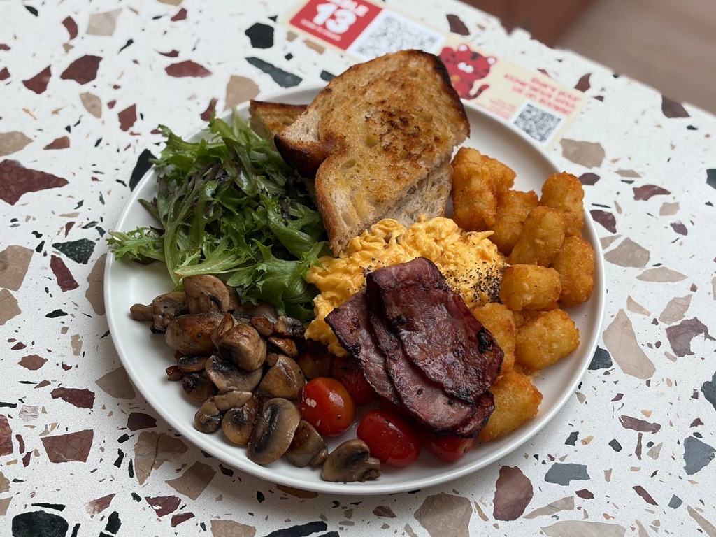 Rawr big breakfast. Photo: Shannon Ong/HungryGoWhere rawr cafe