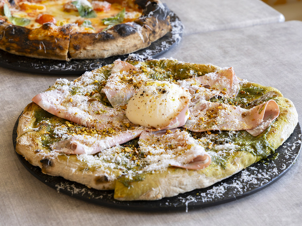 JR Pizzeria’s pesto pizza. Photo: Koh Mui Fong/HungryGoWhere jr pizzeria alkaff crescent