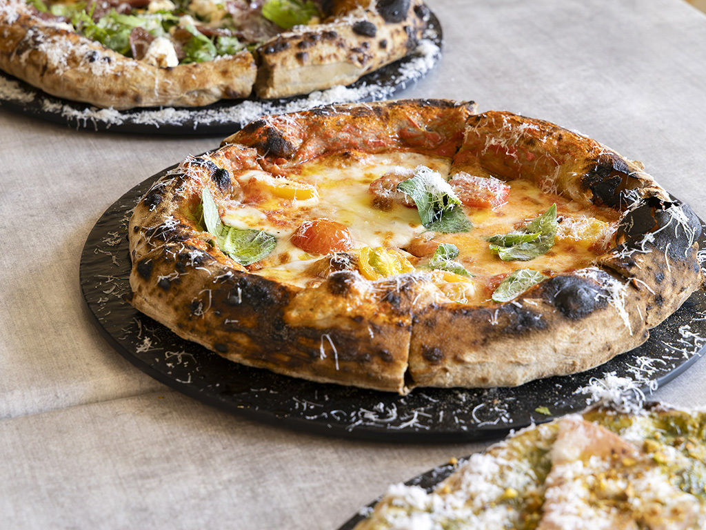 JR Pizzeria’s margherita pizza. Photo: Koh Mui Fong/HungryGoWhere jr pizzeria alkaff crescent